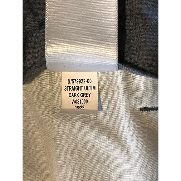 2 Pair Old Navy Ultimate Straight Flex Pants 36x30 Gray &‎ Dark Gray Bundle - Picture 15 of 16